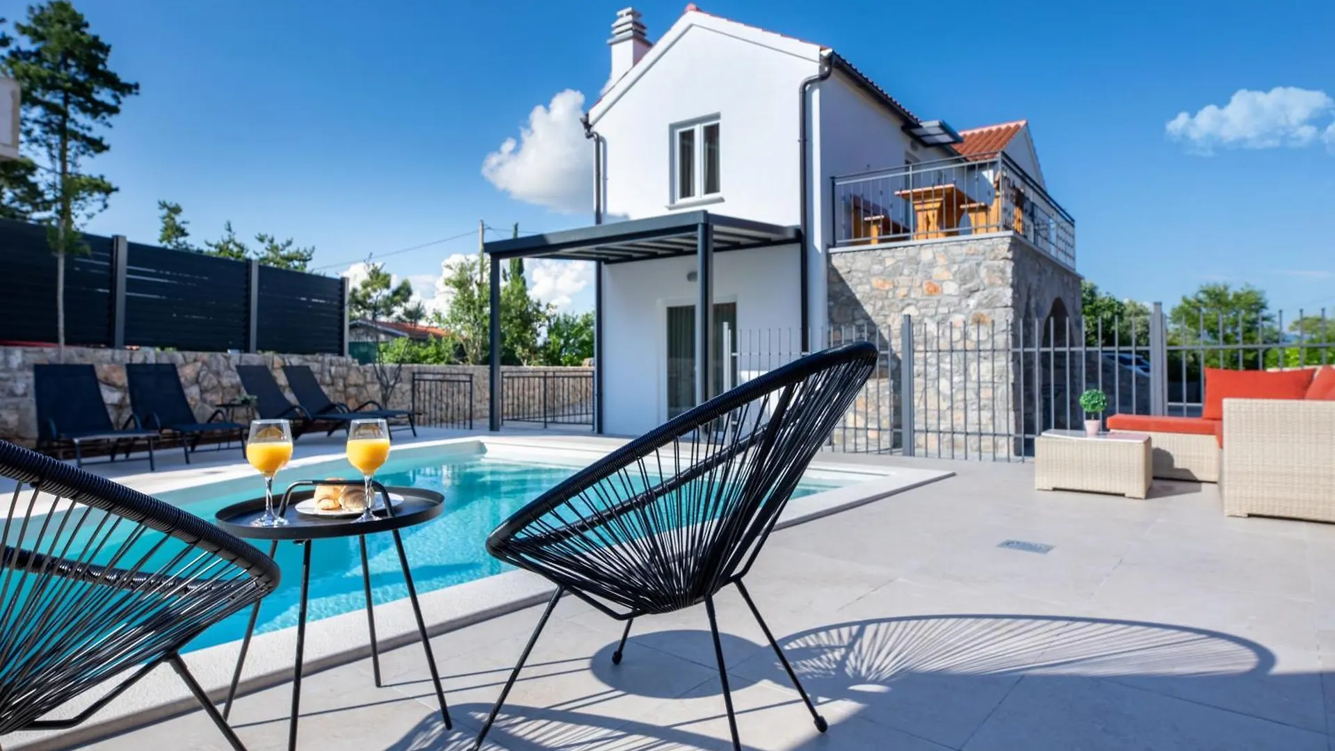Villa Angelica Lakmartin 0*,  Croatia